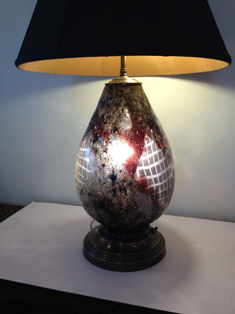 Milieu du XXe siècle Lampe d'art française Le Verre Français à base lumineuse en verre en vente
