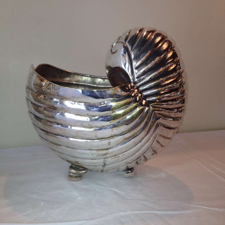 20th Century Pair of Los Castillo Large Nautilus Silver Shell Urns