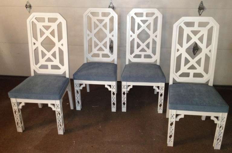 Mid-Century Modern James Mont Attributed Set of 4 Chairs White Lacquer For Sale
