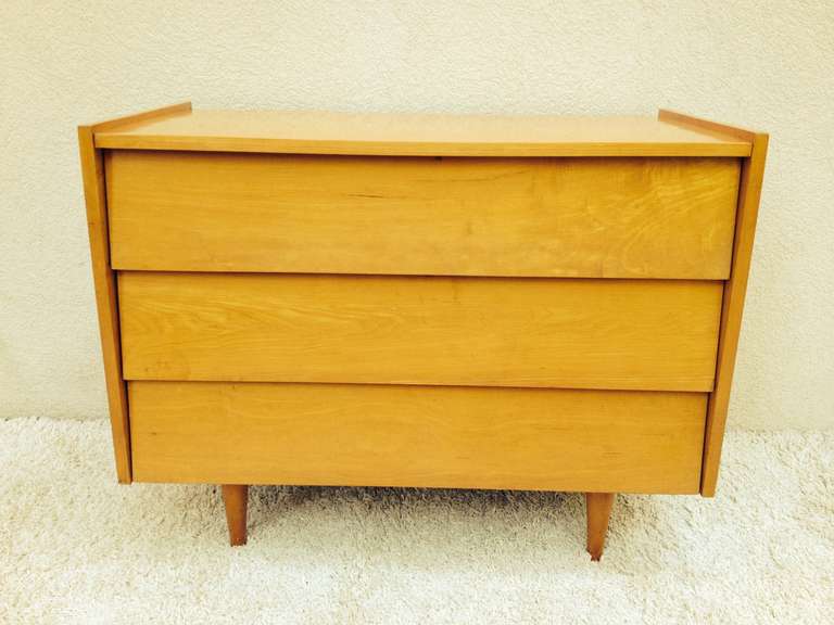 knoll dresser