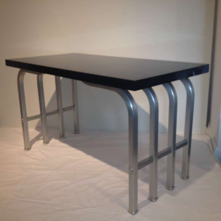 Art Deco Donald Desky Style Deco Table