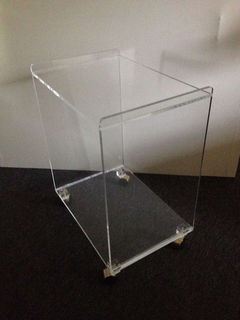 Two Tier Lucite Rolling Cart In Excellent Condition For Sale In Westport, CT