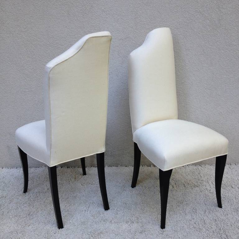 Mid-20th Century Pair of Elegant Hollywood Regency Side Chairs For Sale