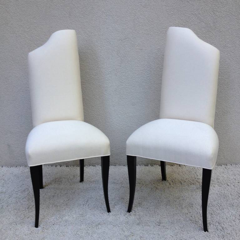 Pair of Elegant Hollywood Regency Side Chairs In Excellent Condition For Sale In Westport, CT