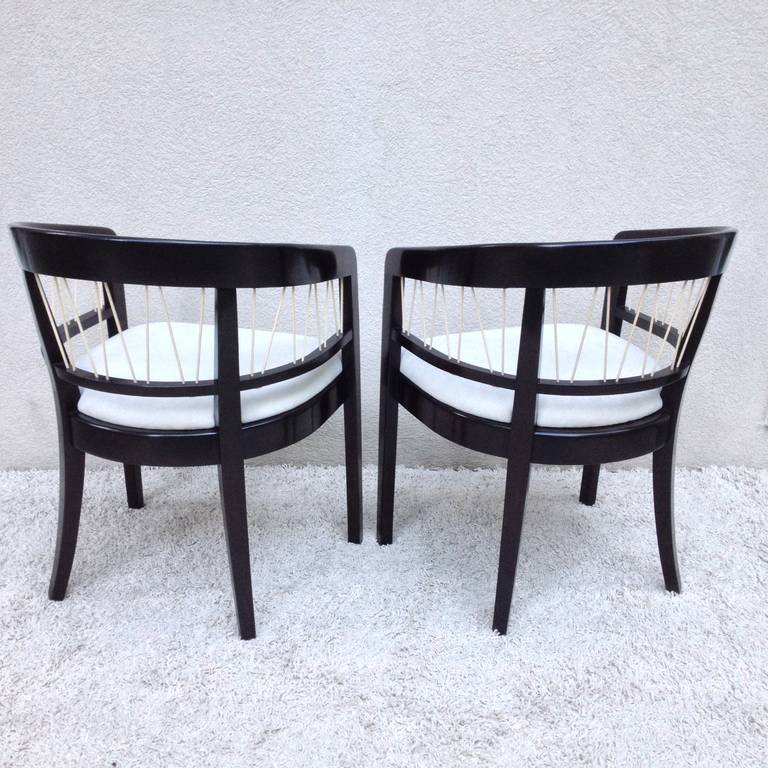 Paar Edward-Wormley-Stühle (Mitte des 20. Jahrhunderts) im Angebot