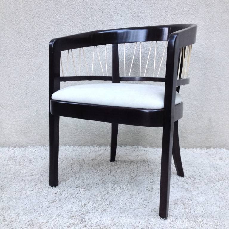 Mid-Century Modern Pair of Edward Wormley Chairs For Sale