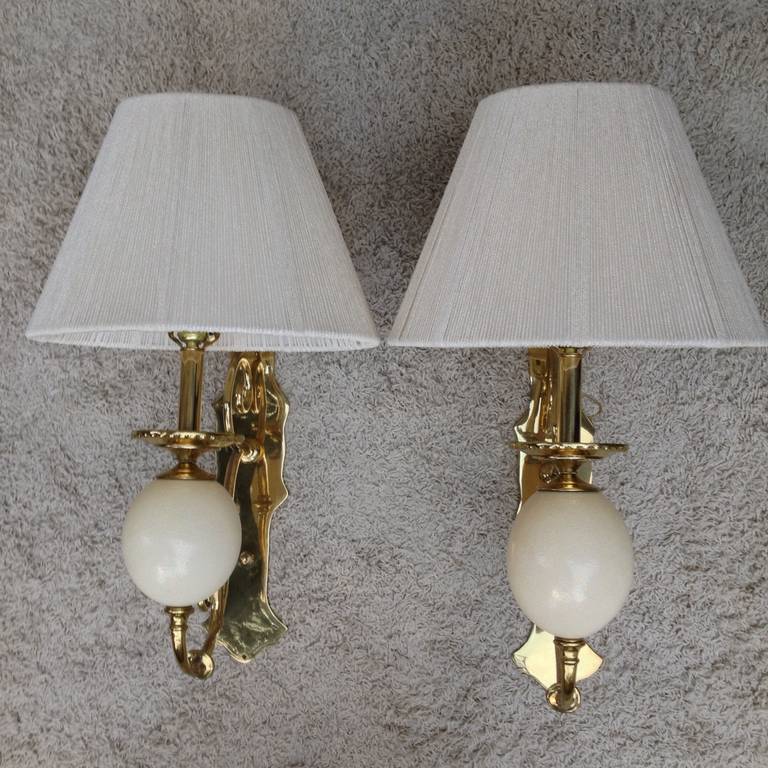 Pair of Brass Ostrich Egg Wall Sconces, 1990 In Excellent Condition For Sale In Westport, CT