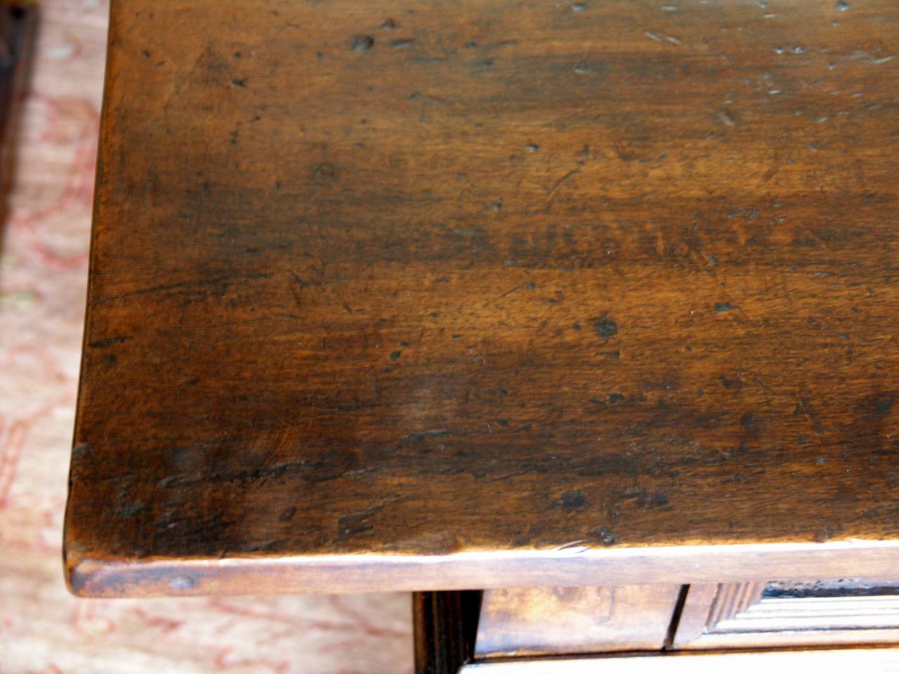19th Century Italian Walnut console Table For Sale 2