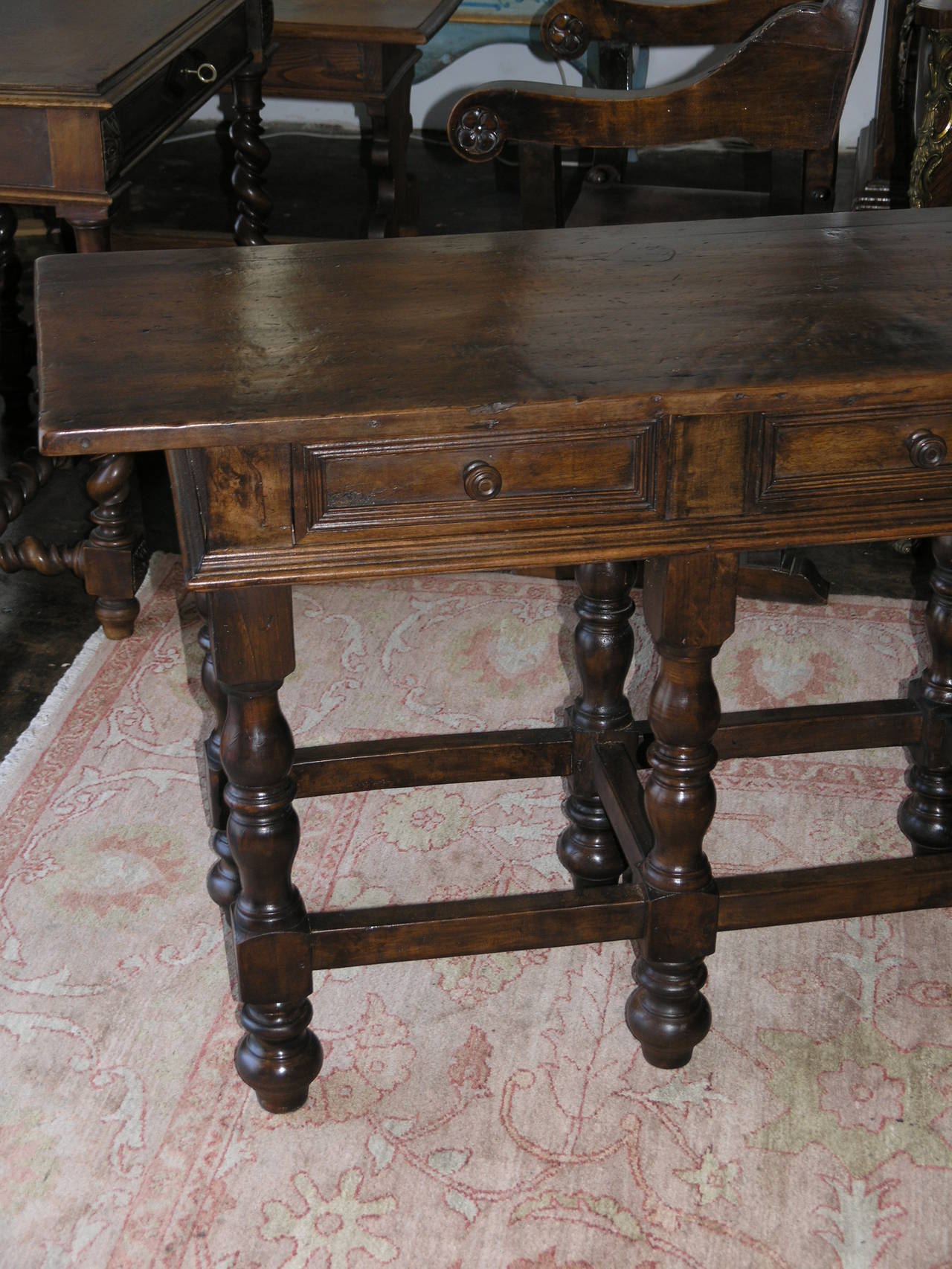 19th Century Italian Walnut console Table For Sale 1