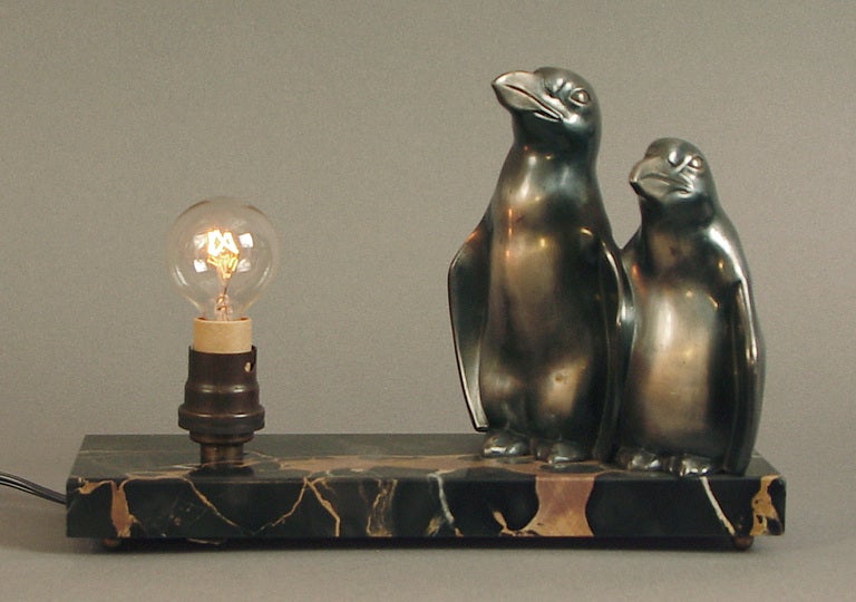 Français Monsieur et Madame Penguin, lampe Art Déco française