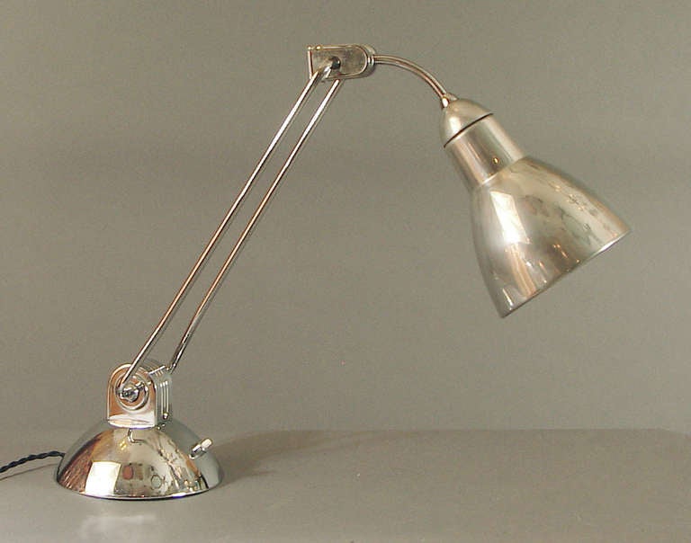 French Art Deco/Modernist Articulating Industrial Table/Desk Lamp by Jumo 1