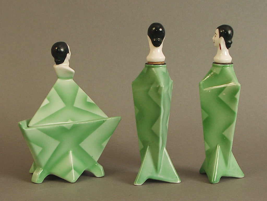 20th Century Iconic Art Deco Ladies Perfume & Powder Set - Germany (Bavaria) For Sale