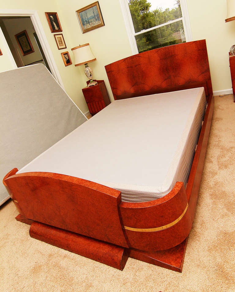 HIgh Style French Art Deco Double Bed, Mahogany and Amboyna Burl