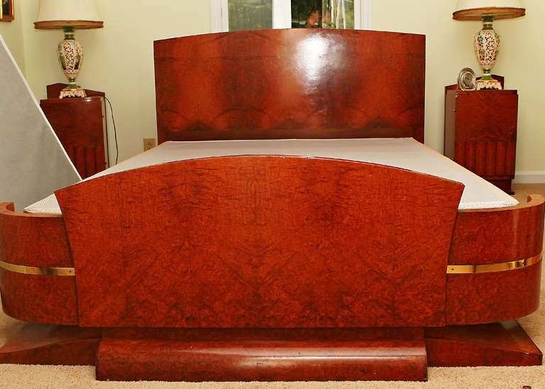 HIgh Style French Art Deco Double Bed, Mahogany and Amboyna Burl For Sale 4