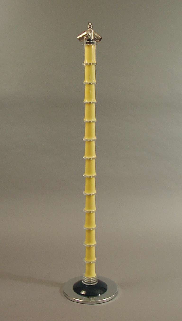 Mind-blowing Lucite Floor Lamp, Mid-Century or Earlier