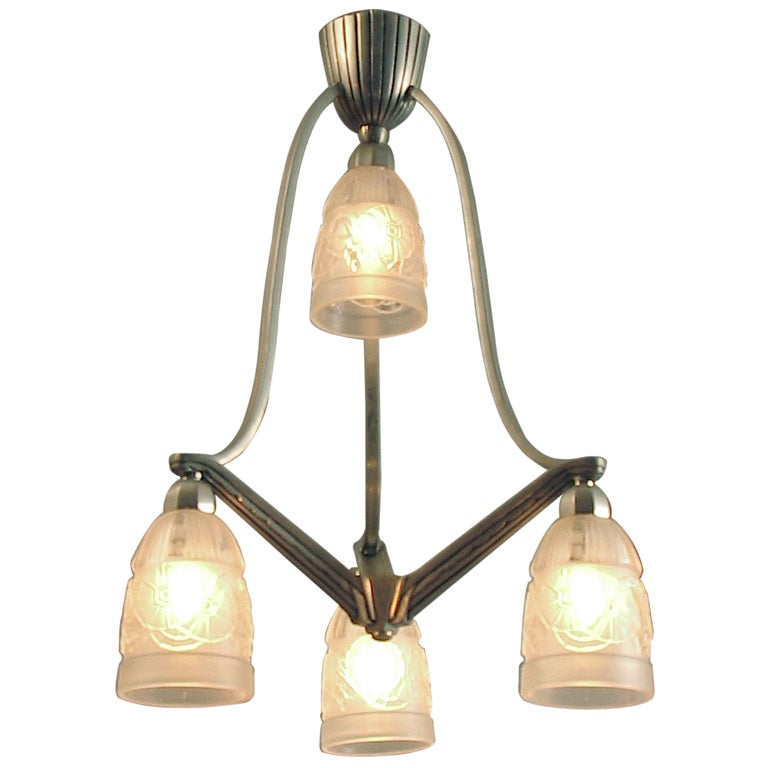 French Art Deco Chandelier with Four Shades, Exceptional Configuration For Sale
