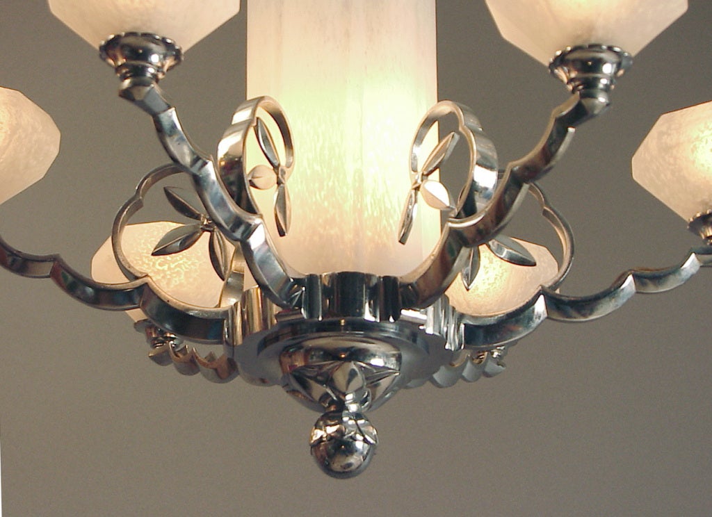 French Six-Arm Art Deco Chandelier with Schneider Glass In Good Condition For Sale In San Francisco, CA