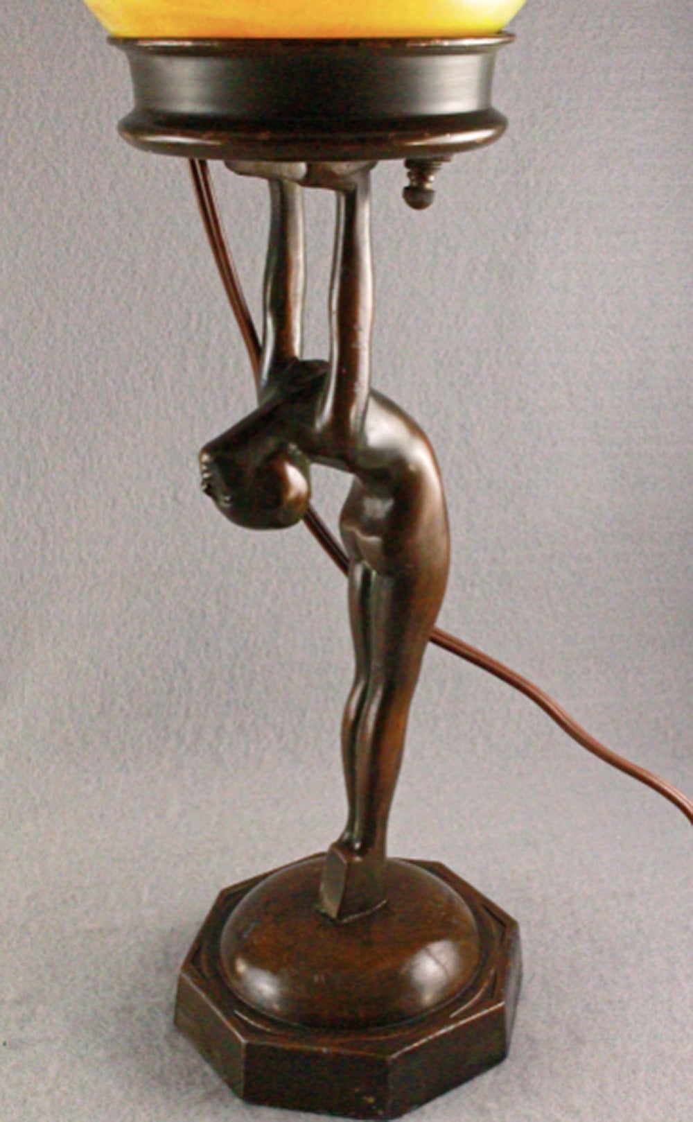 nuart lamp