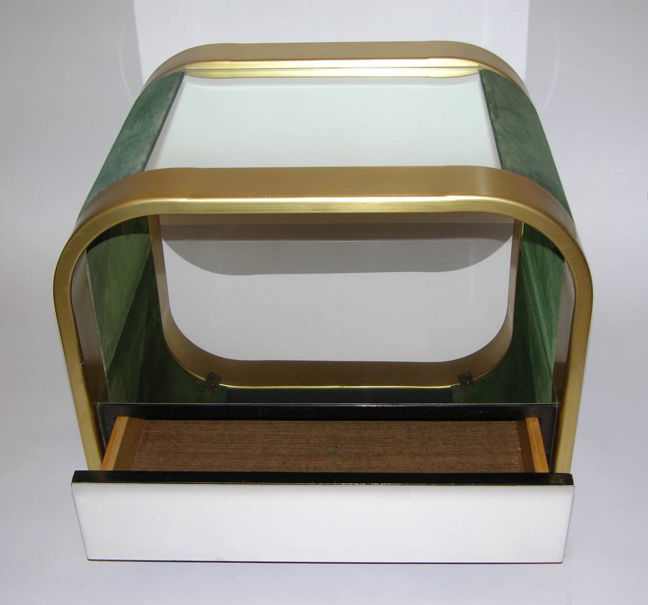 Romeo Rega 1970s Brass and Chrome Open Side Tables with Green Velvet Sides In Good Condition In New York, NY