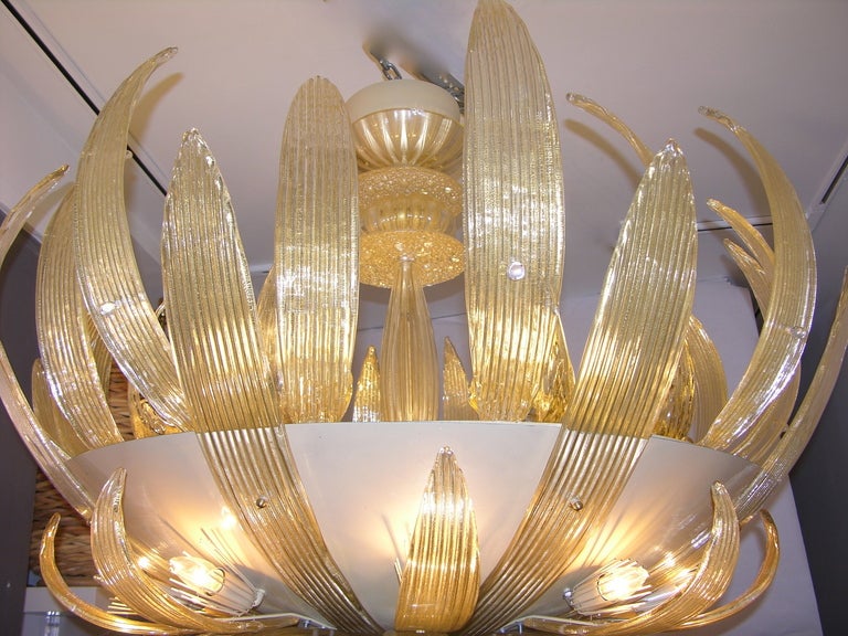 Italian 1950s Huge One-Of-A-Kind Venetian Chandelier With Gold Leaves By Seguso