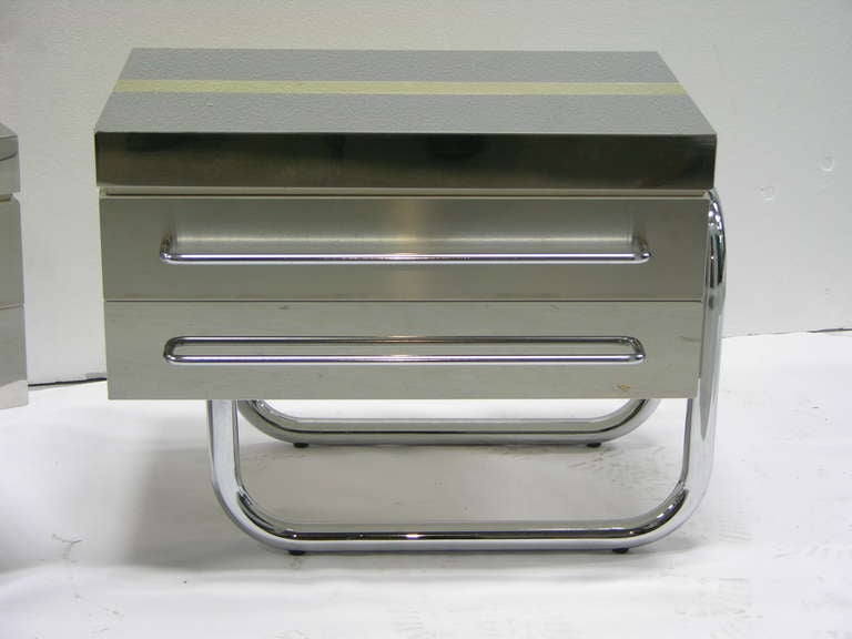 1970s Italian Design Rare Pair of Chrome and Brass Side Tables by Frigerio 3