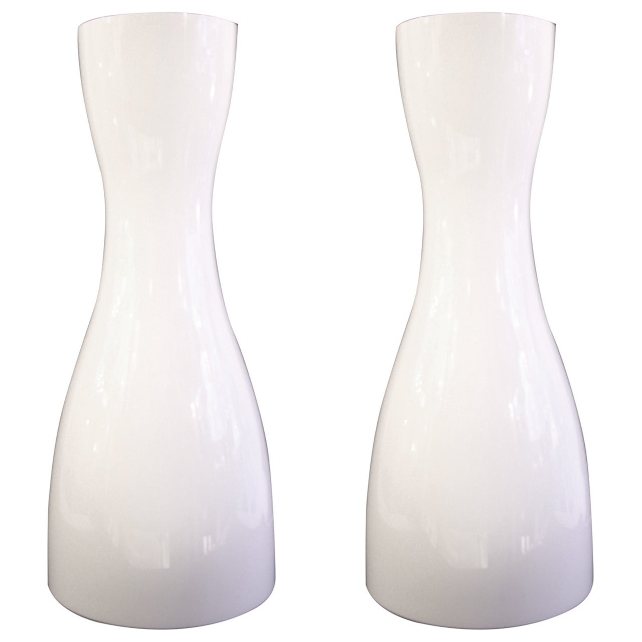 Vistosi 1970 Minimalist Pair of White Murano Glass Lamps