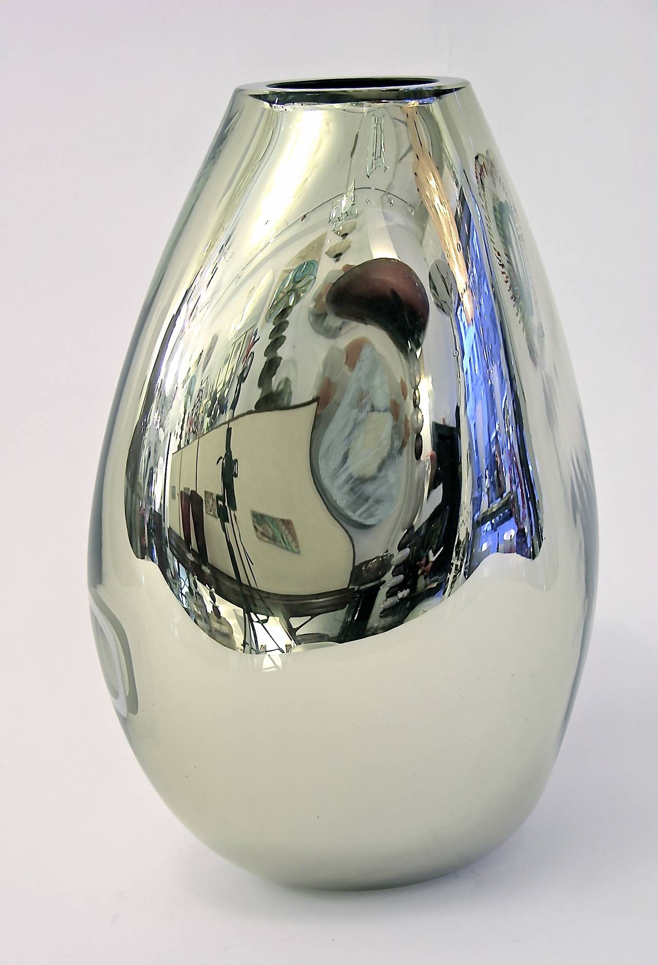 Contemporary Design Exclusive Silver Mirrored Murano Glass Vase by Davide Dona 5