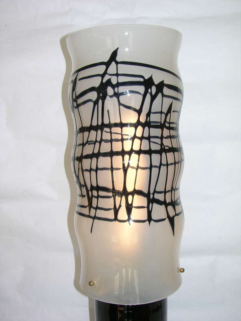 1960s Huge Murano Glass Pair of Black and White Lamps by Vistosi 2