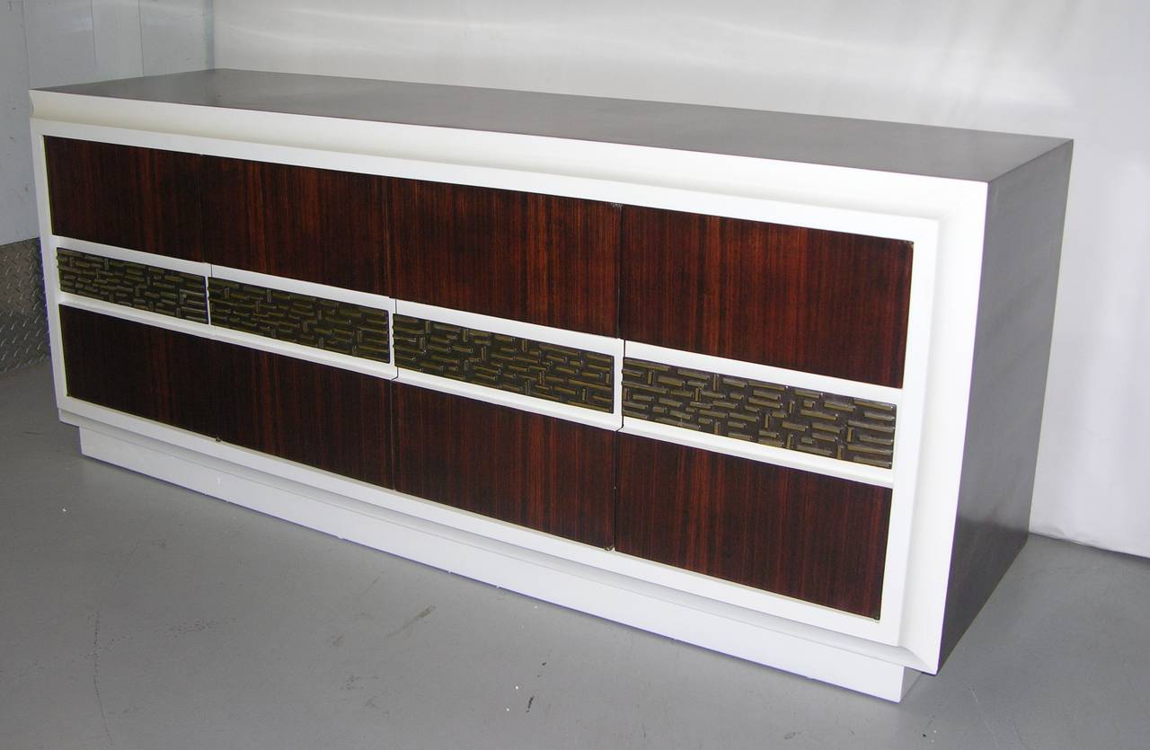 Luciano Frigerio, 1960s, Desire Credenza with Bronze Inset 2