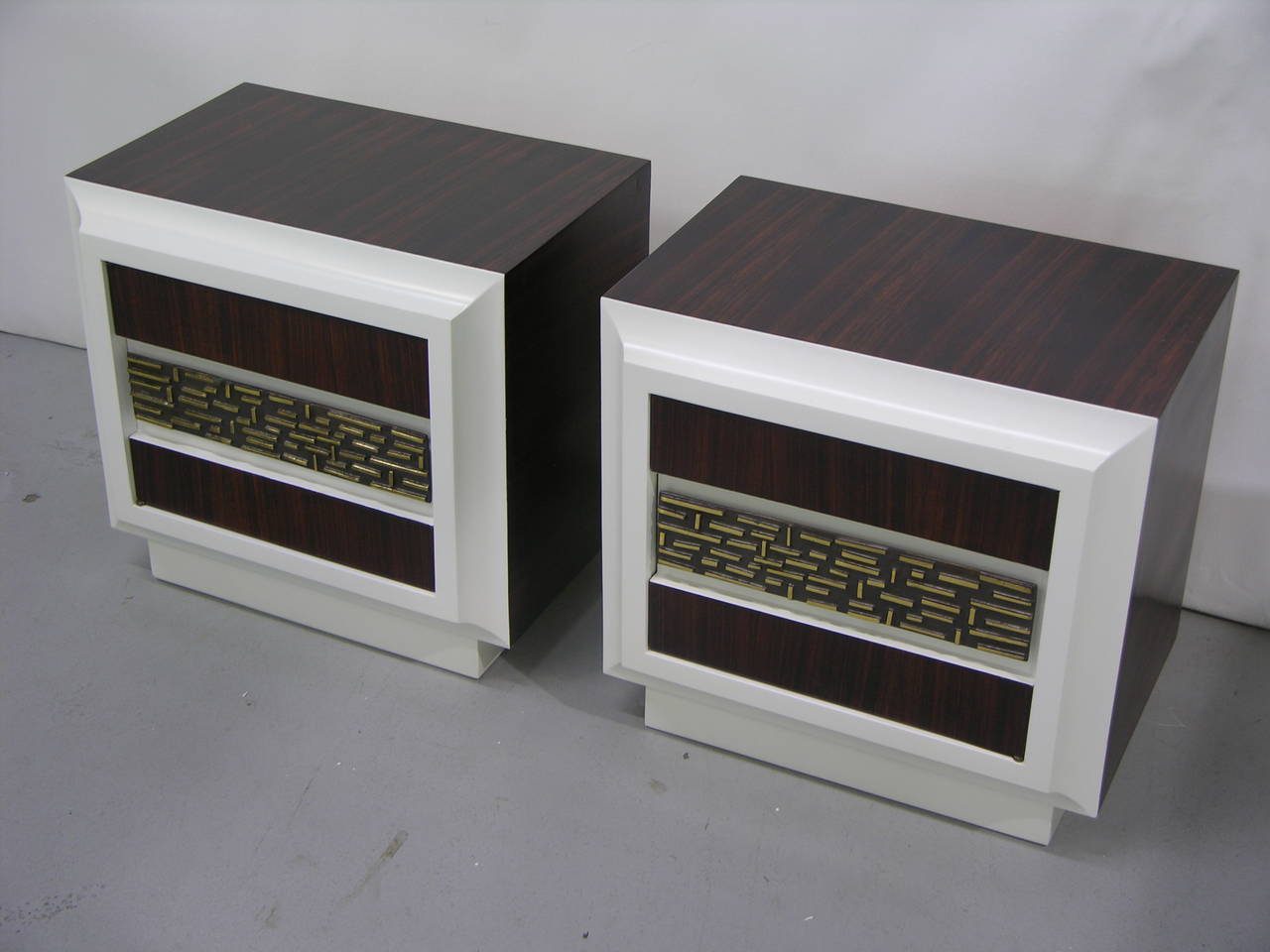 Luciano Frigerio 1960s Pair of Desire Series Side Tables with Bronze Inset 3