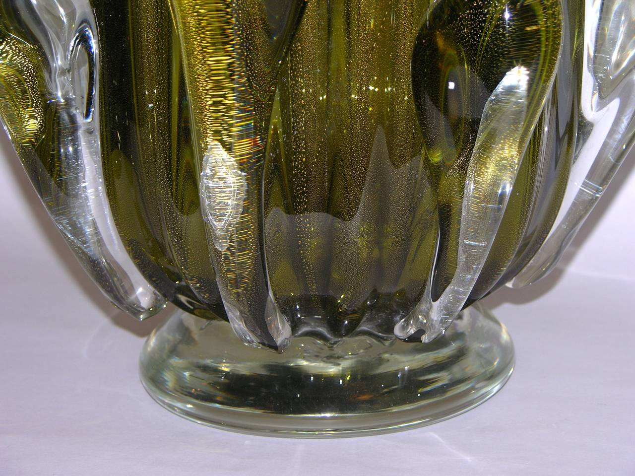 Hand-Crafted 1980s Superb Pair of Olive Green and Gold Murano Glass Vases by Costantini