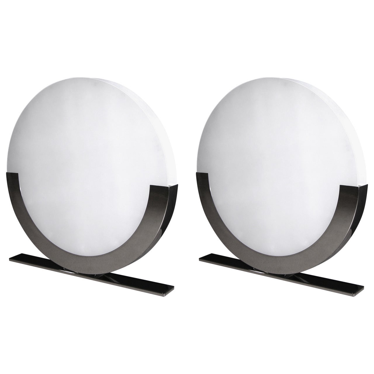 Giannella Ventura Italian Monumental Design White Chrome Modern Round Table Lamp