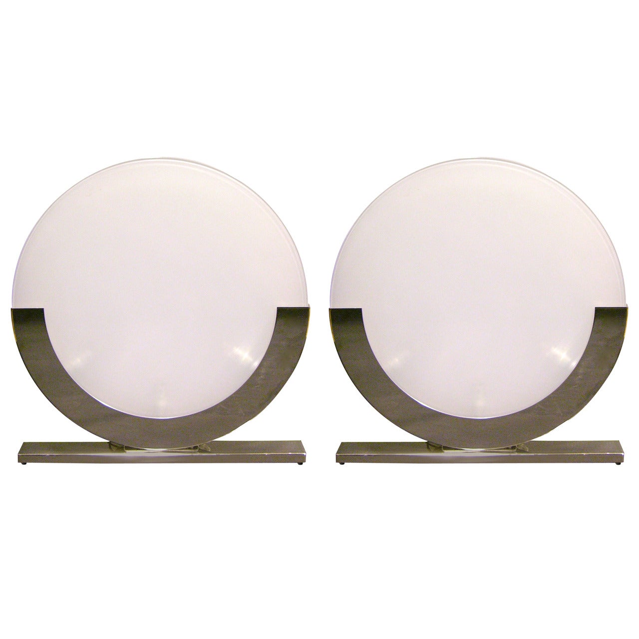 Modern Italian Design Pair of White and Chrome Round Table Lamps, 1990 