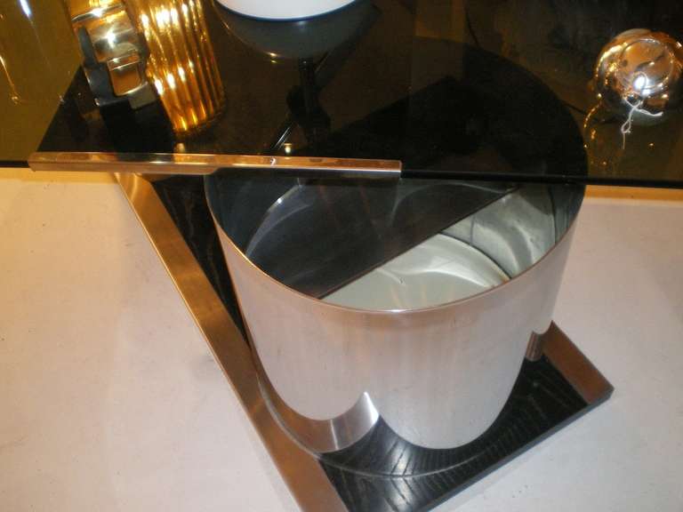 1970s Italian Smoked Glass Coffee Table with Dry Bar For Sale 1