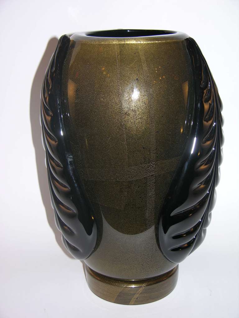 Art Deco Pair of Pino Signoretto Black and Pure Gold Murano Glass Vases