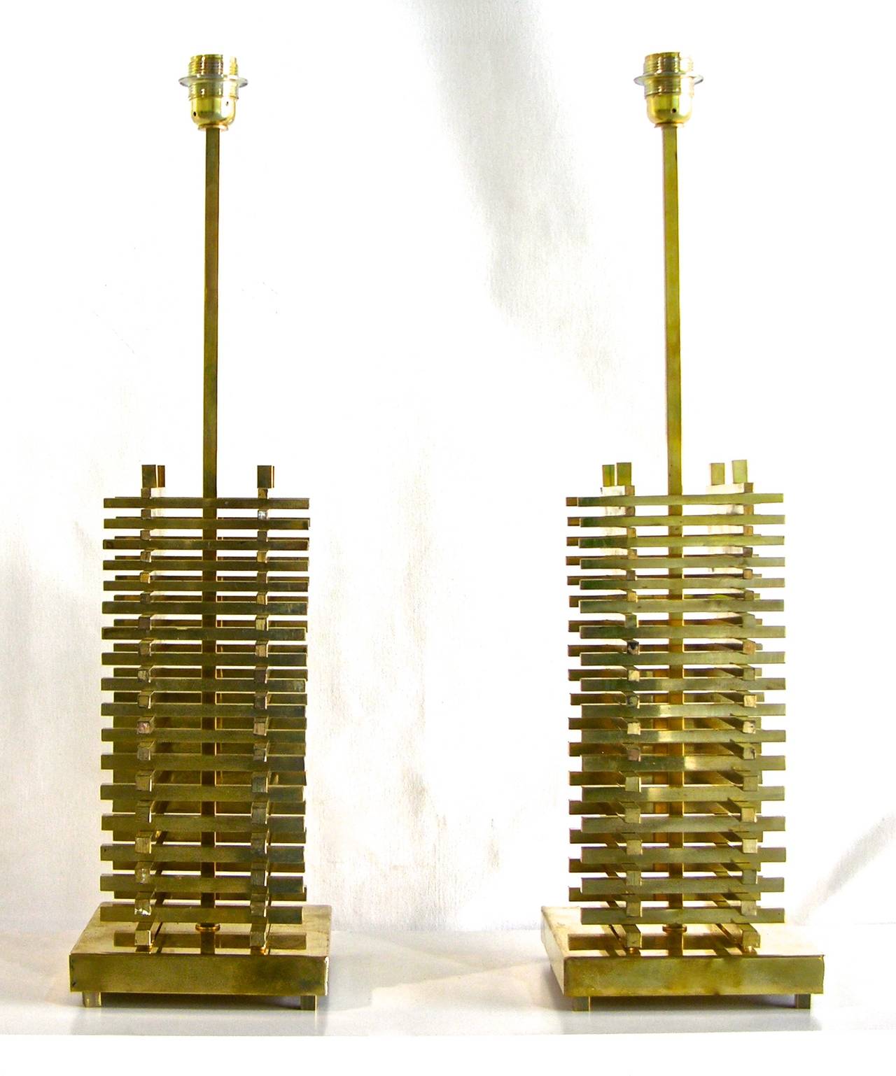 1970s Italian Architectural Brass Pair of Handcrafted Graduated Lamps 2