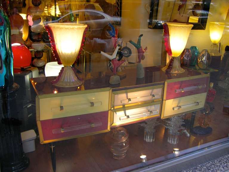 Barovier Toso Vintage Italian Pair mattierte Murano-Glas-Lampen mit roten Akzenten im Angebot 2