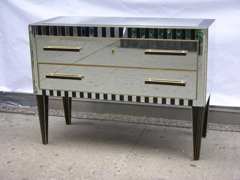 1970s Italian Pair of Vintage Mirrored Chests / Side Tables with Black Accents 3