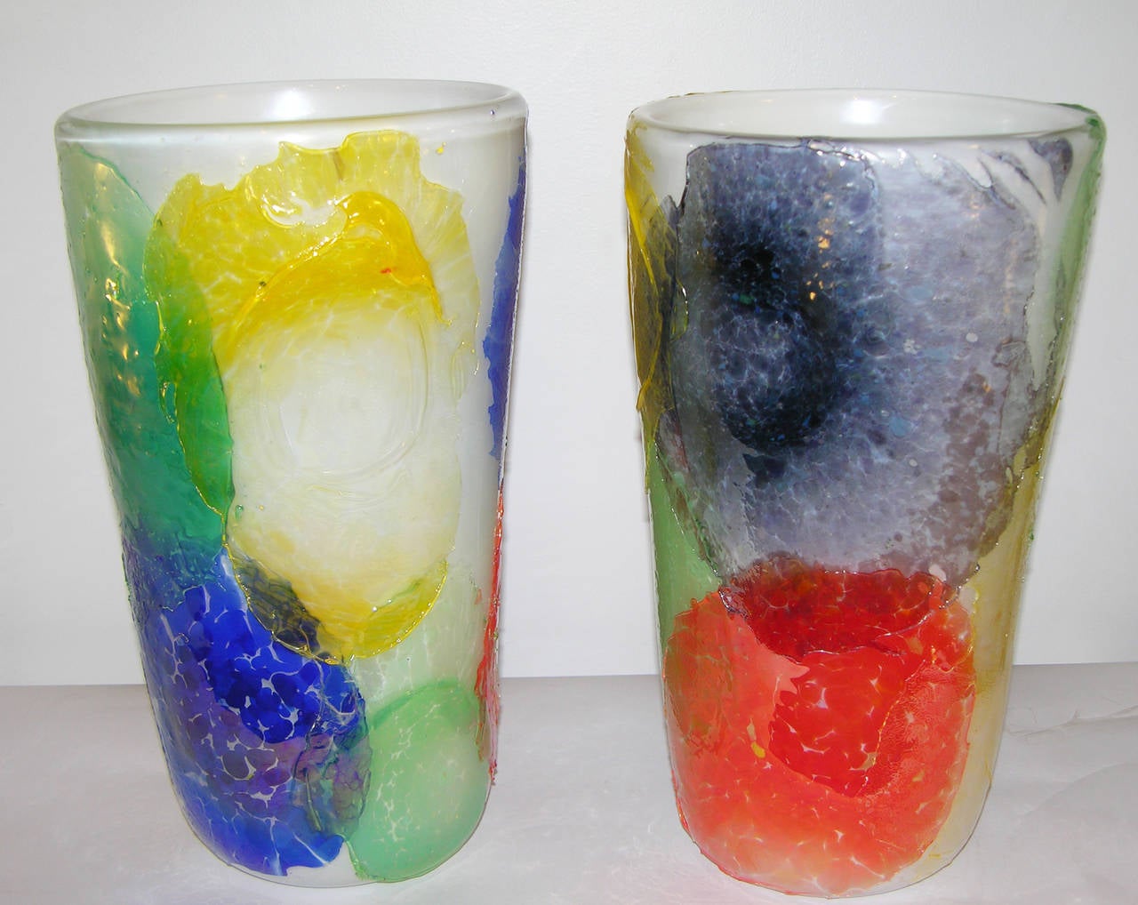 Striking Pair of Murano Glass Vases Decorated with Colorful Iridescent Disks 2