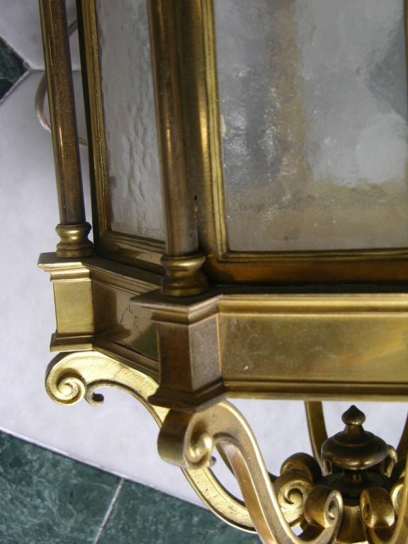 19th Century 1860 French Antique Neoclassical Brass Lantern For Sale 1