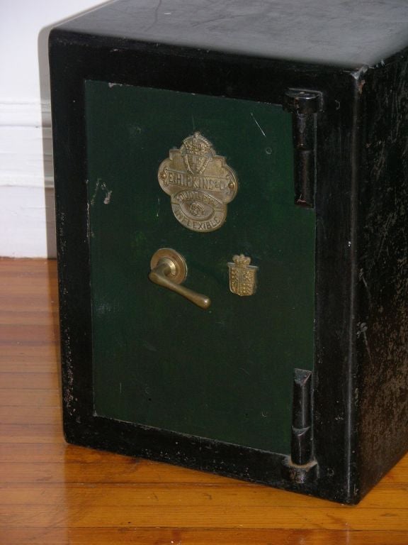 Antiker original englischer Tresor mit Schlüssel (19. Jahrhundert)