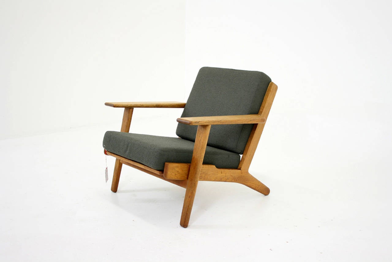 Chaise longue GE-290 en chêne danois du milieu du siècle par Hans Wegner pour Getama 4