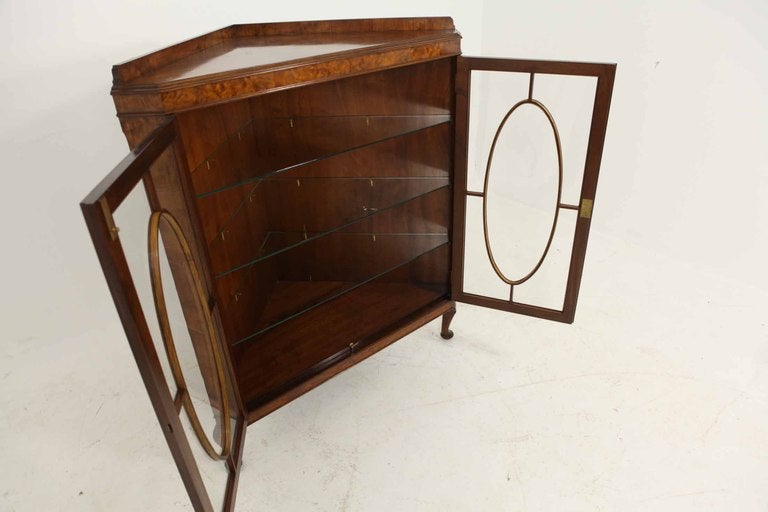 Large Mahogany Glass Fronted Corner Cabinet In Excellent Condition In Vancouver, BC