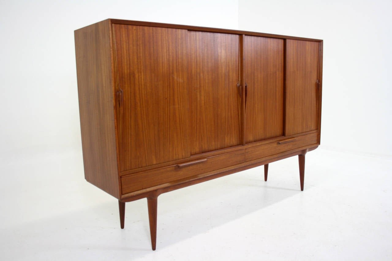 Danish Mid-Century Modern Teak Sideboard or Credenza by Omann Jun In Excellent Condition In Vancouver, BC