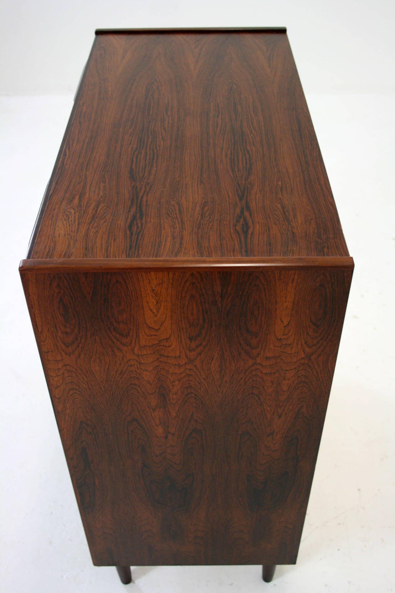 Danish mid Century Modern Rosewood Chest of Drawers Dresser Vanity 4