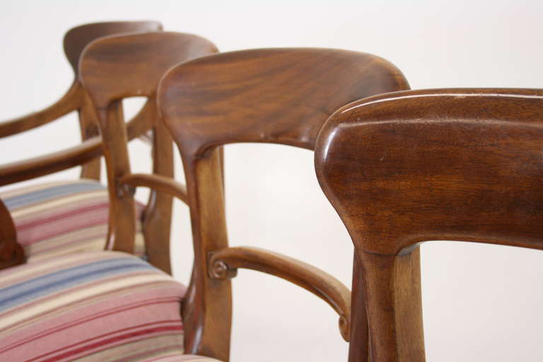 Set of 8 Scottish Victorian Mahogany Dining Chairs (6+2) 1