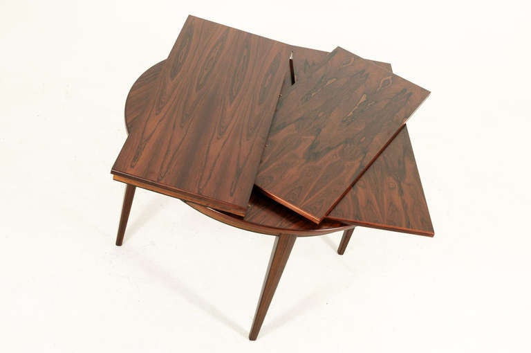 Danish Mid Century Modern Rosewood Dining Table by Omann Junior 299-KK967 In Excellent Condition In Vancouver, BC