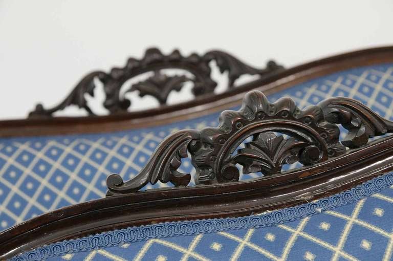 3-Piece Victorian Mahogany Parlor Suite In Excellent Condition In Vancouver, BC