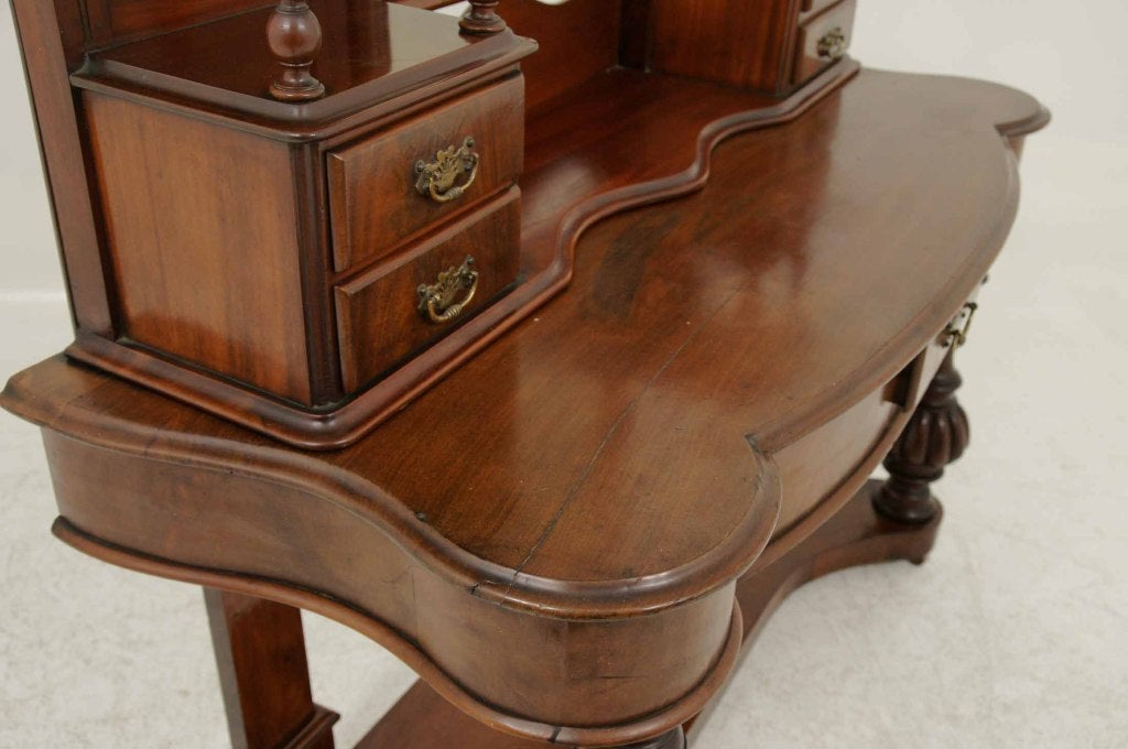 19th Century Victorian Mahogany Dressing Table / Vanity