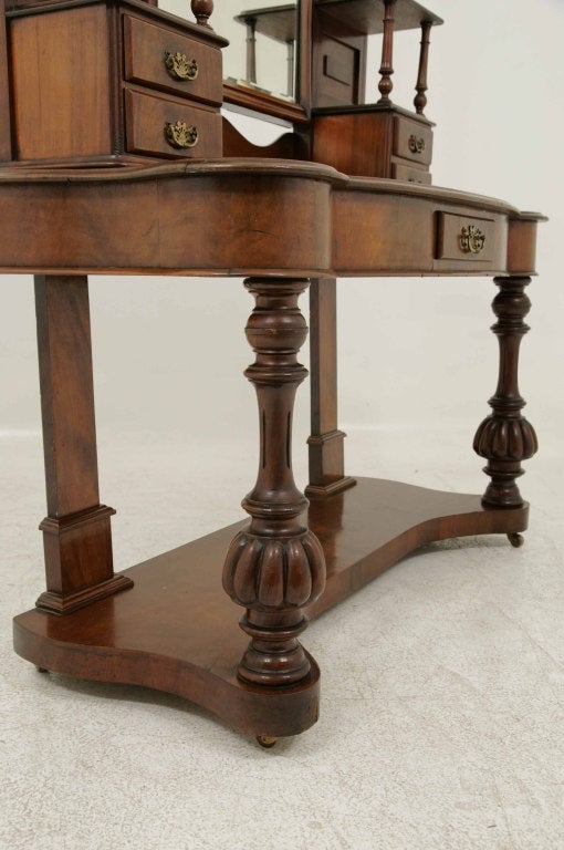 Victorian Mahogany Dressing Table / Vanity 1